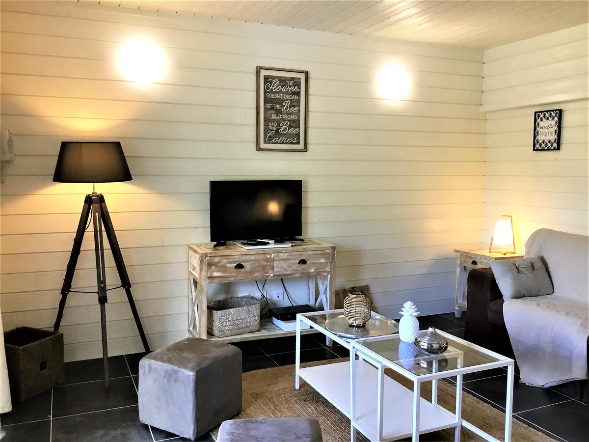 Studio La Voile Blanche Orient Bay Exterior photo